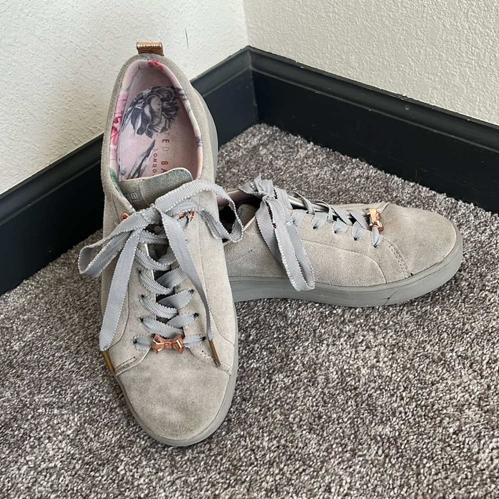 Ted Baker Kelleis grey suede sneaker